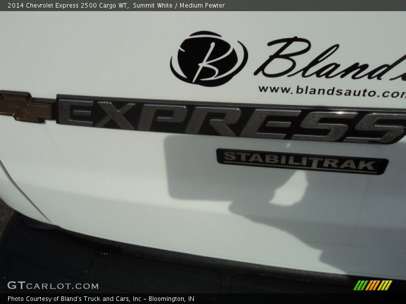 Summit White / Medium Pewter 2014 Chevrolet Express 2500 Cargo WT