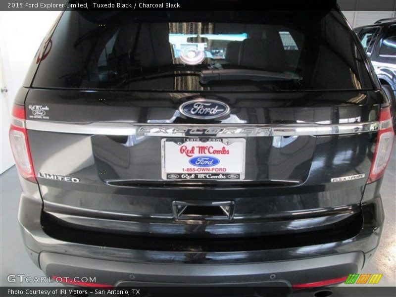 Tuxedo Black / Charcoal Black 2015 Ford Explorer Limited