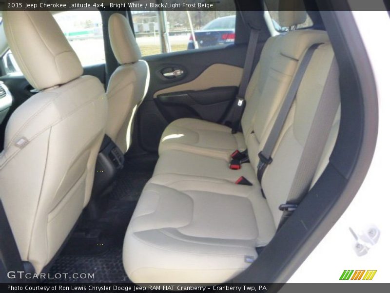Bright White / Black/Light Frost Beige 2015 Jeep Cherokee Latitude 4x4