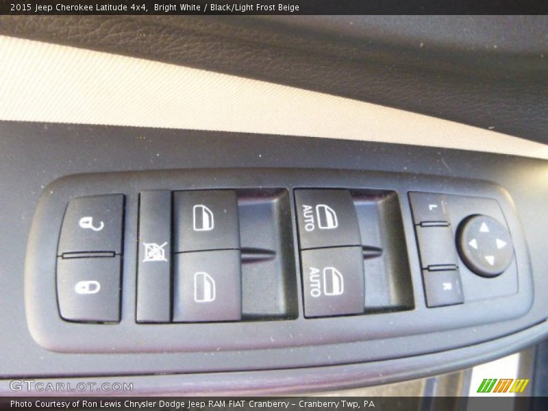 Bright White / Black/Light Frost Beige 2015 Jeep Cherokee Latitude 4x4