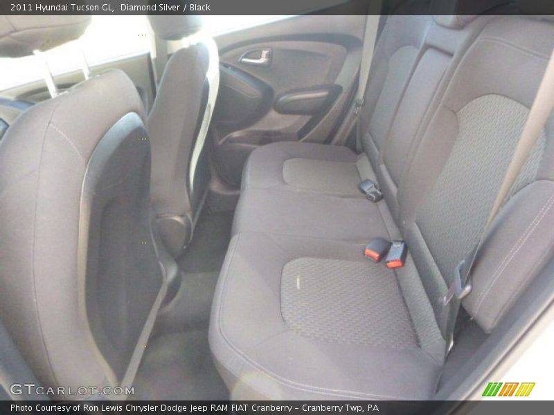 Diamond Silver / Black 2011 Hyundai Tucson GL