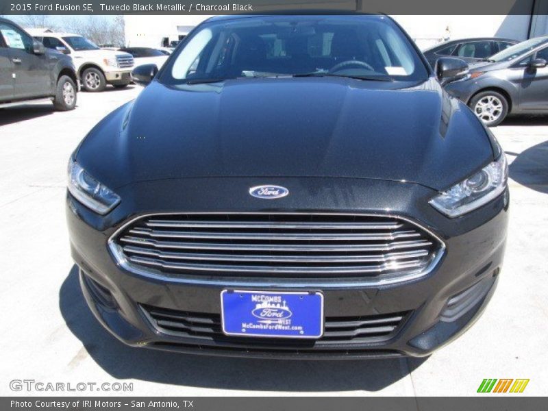 Tuxedo Black Metallic / Charcoal Black 2015 Ford Fusion SE