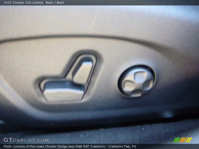 Black / Black 2015 Chrysler 200 Limited