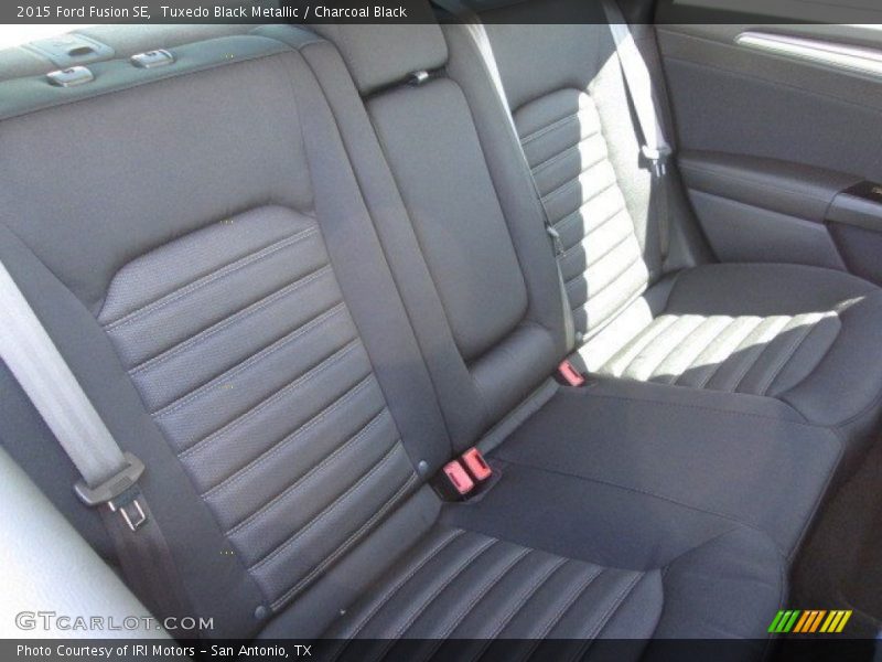 Tuxedo Black Metallic / Charcoal Black 2015 Ford Fusion SE