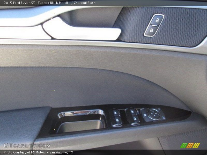 Tuxedo Black Metallic / Charcoal Black 2015 Ford Fusion SE