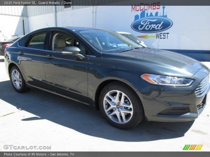 Guard Metallic / Dune 2015 Ford Fusion SE