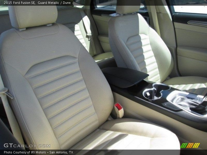 Guard Metallic / Dune 2015 Ford Fusion SE