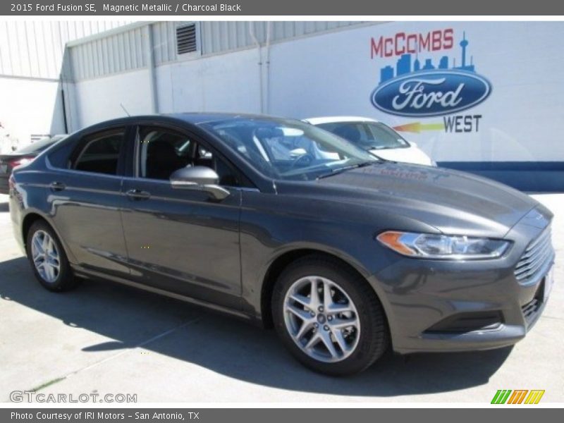 Magnetic Metallic / Charcoal Black 2015 Ford Fusion SE