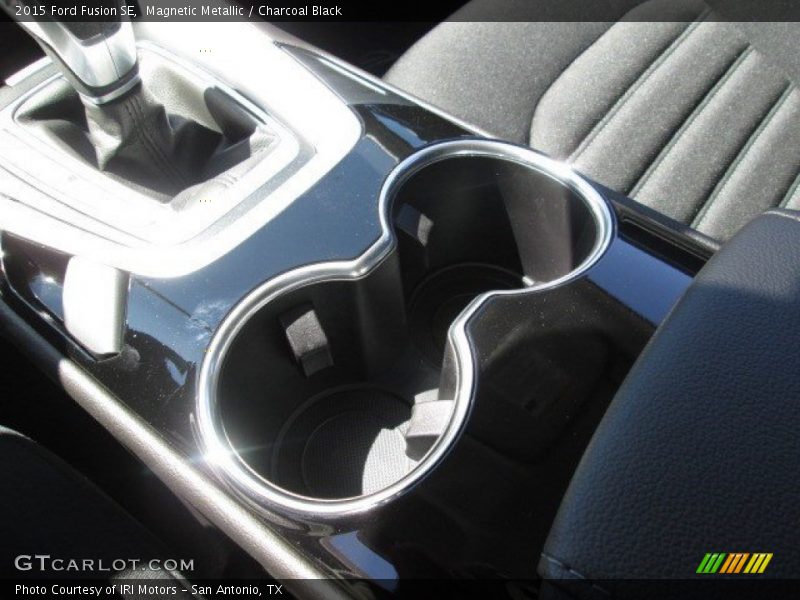Magnetic Metallic / Charcoal Black 2015 Ford Fusion SE