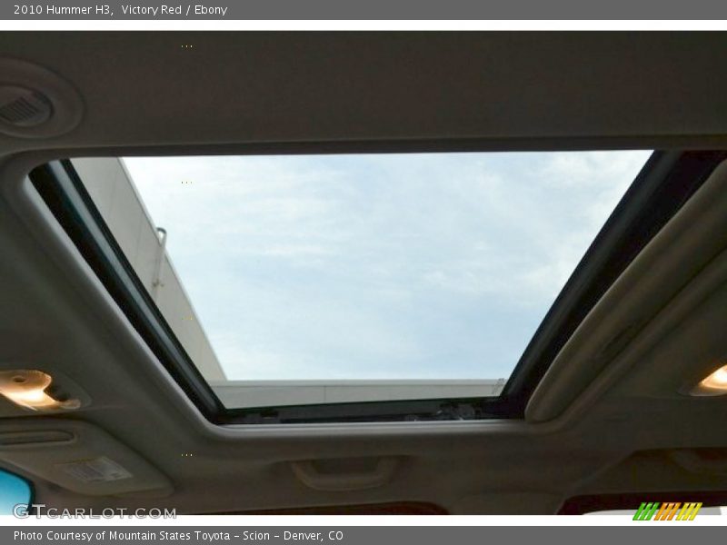 Sunroof of 2010 H3 