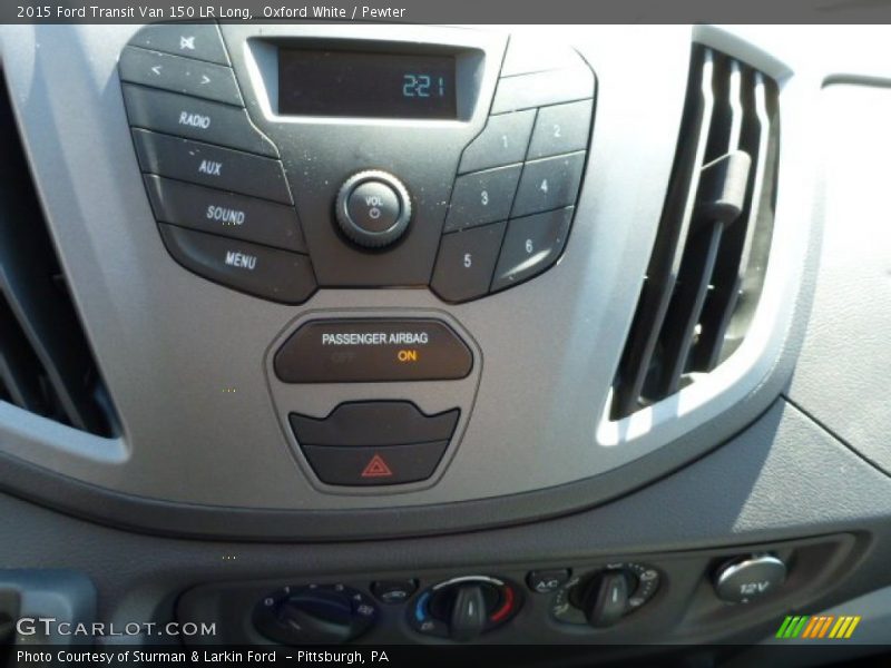 Controls of 2015 Transit Van 150 LR Long