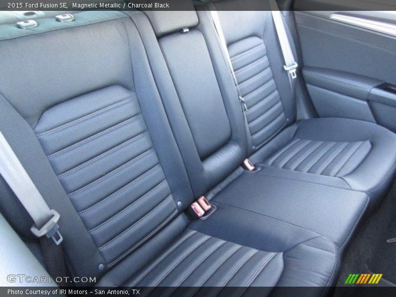 Magnetic Metallic / Charcoal Black 2015 Ford Fusion SE