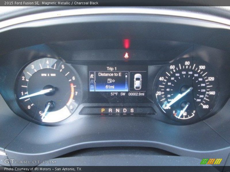 Magnetic Metallic / Charcoal Black 2015 Ford Fusion SE