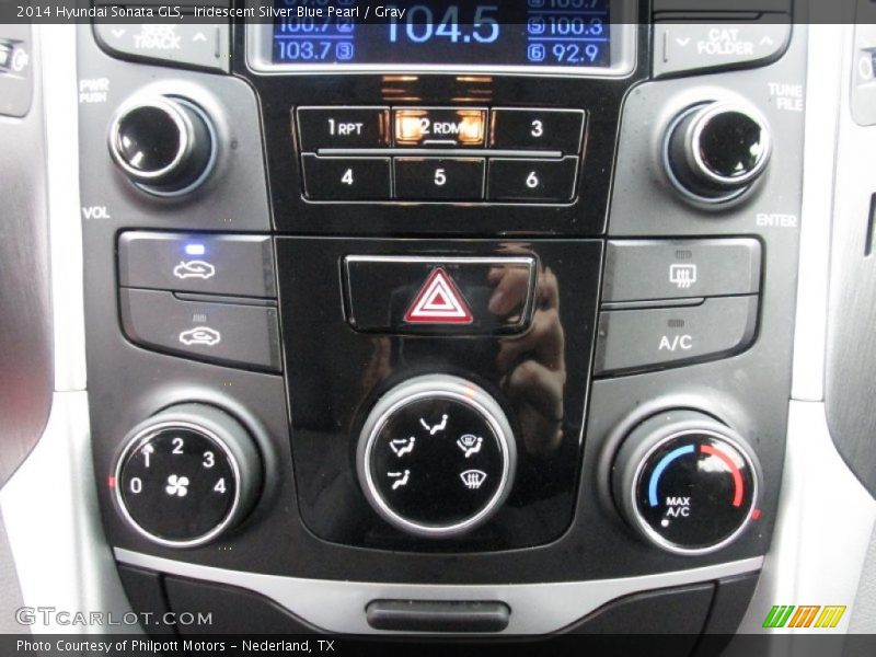Iridescent Silver Blue Pearl / Gray 2014 Hyundai Sonata GLS