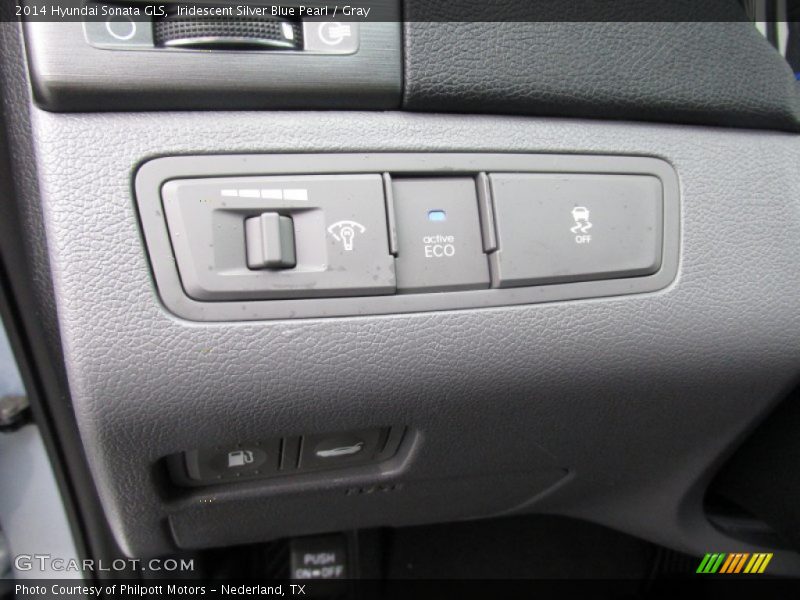 Iridescent Silver Blue Pearl / Gray 2014 Hyundai Sonata GLS