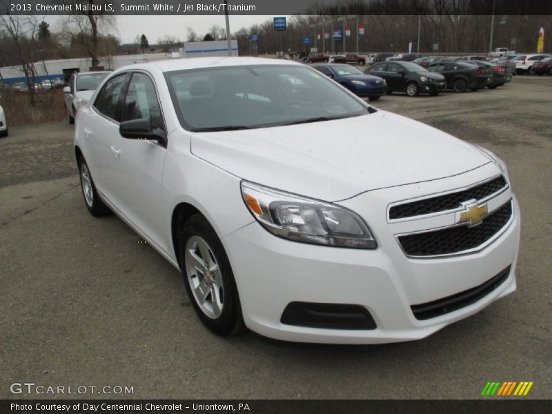 Front 3/4 View of 2013 Malibu LS