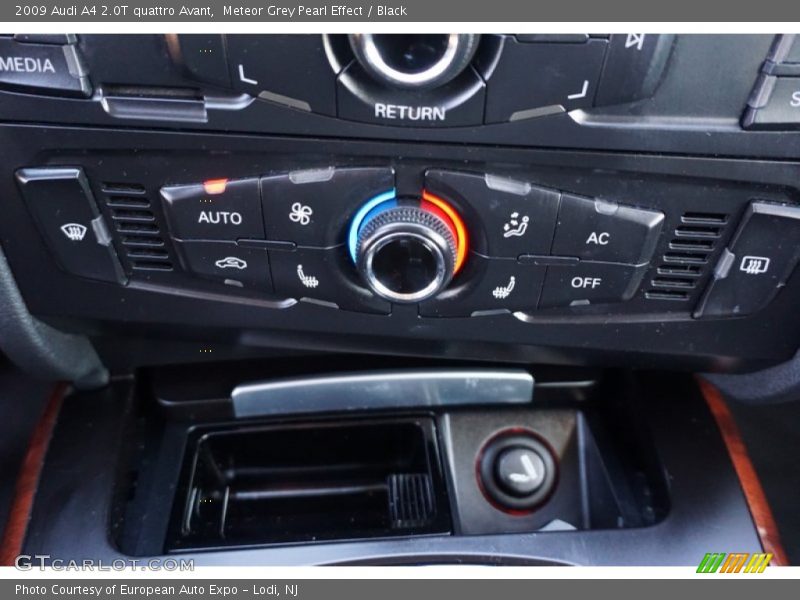 Meteor Grey Pearl Effect / Black 2009 Audi A4 2.0T quattro Avant