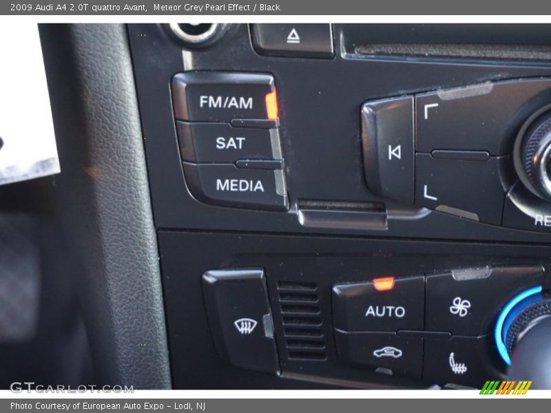 Meteor Grey Pearl Effect / Black 2009 Audi A4 2.0T quattro Avant