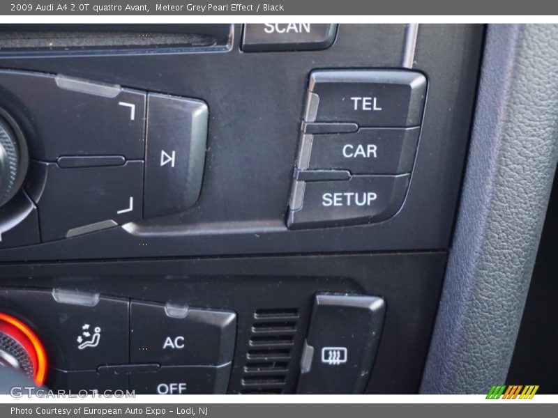Meteor Grey Pearl Effect / Black 2009 Audi A4 2.0T quattro Avant