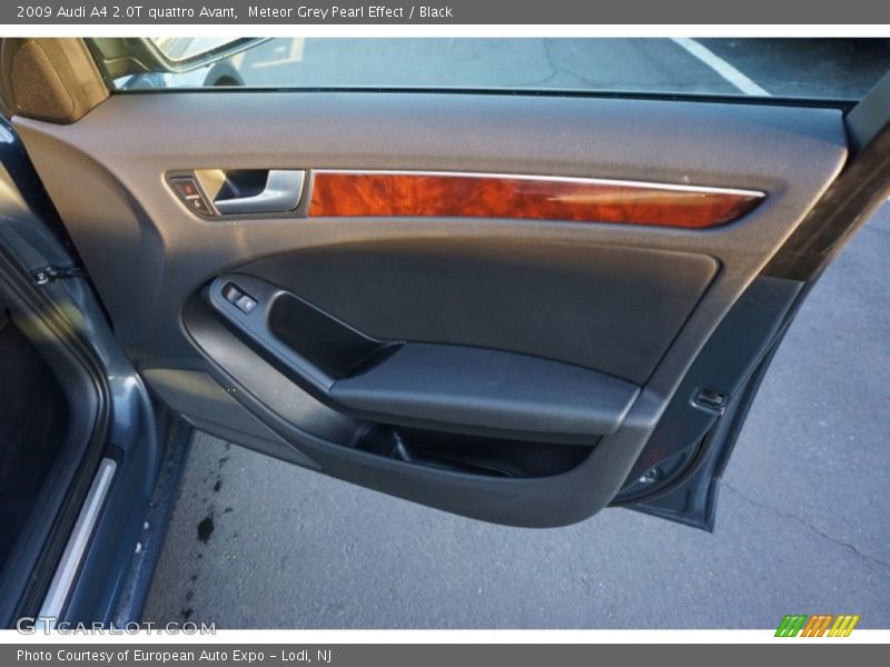 Meteor Grey Pearl Effect / Black 2009 Audi A4 2.0T quattro Avant