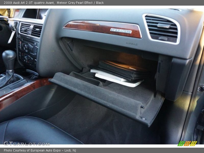 Meteor Grey Pearl Effect / Black 2009 Audi A4 2.0T quattro Avant