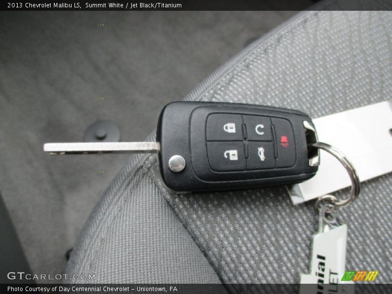 Summit White / Jet Black/Titanium 2013 Chevrolet Malibu LS