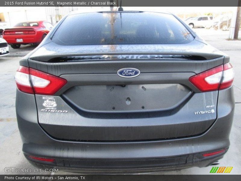 Magnetic Metallic / Charcoal Black 2015 Ford Fusion Hybrid SE