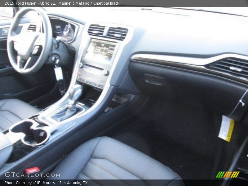 Magnetic Metallic / Charcoal Black 2015 Ford Fusion Hybrid SE