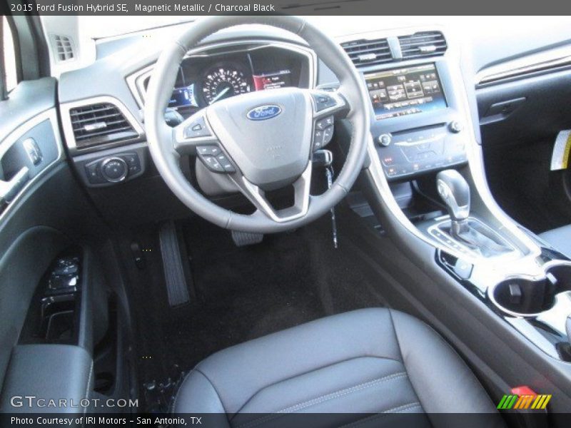 Magnetic Metallic / Charcoal Black 2015 Ford Fusion Hybrid SE
