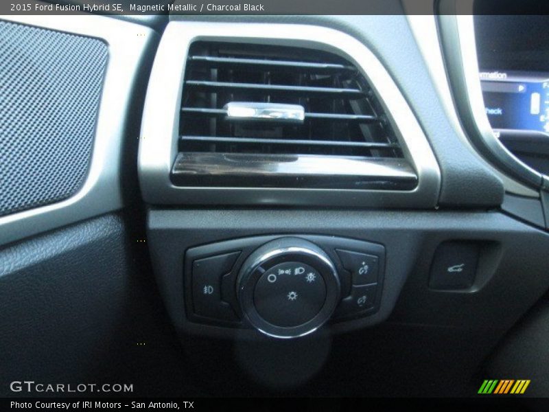 Magnetic Metallic / Charcoal Black 2015 Ford Fusion Hybrid SE