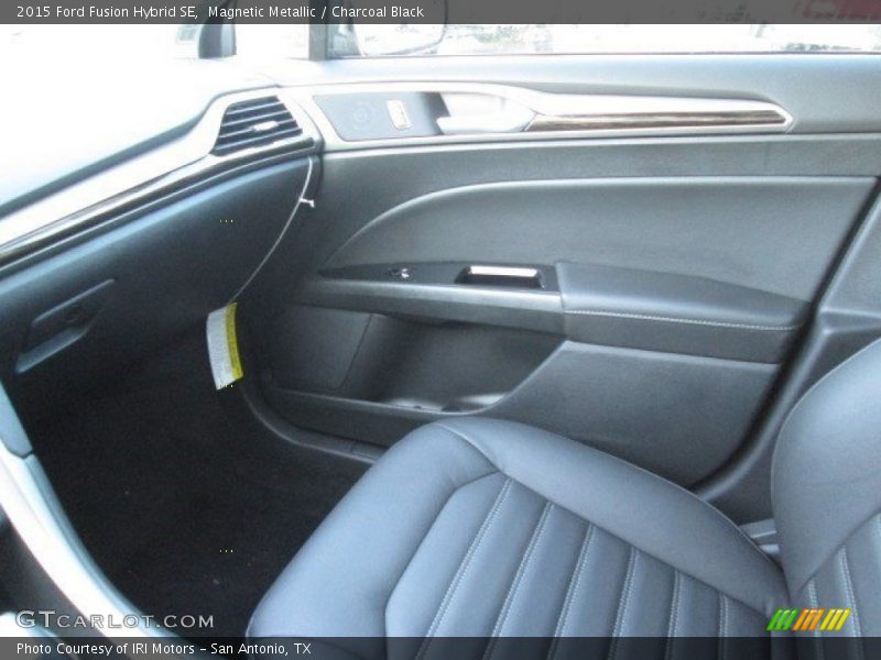 Magnetic Metallic / Charcoal Black 2015 Ford Fusion Hybrid SE