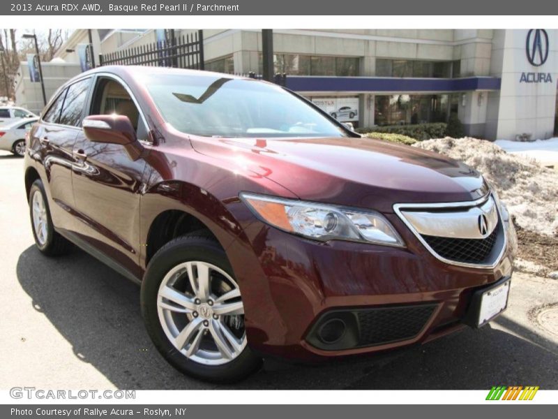 Front 3/4 View of 2013 RDX AWD