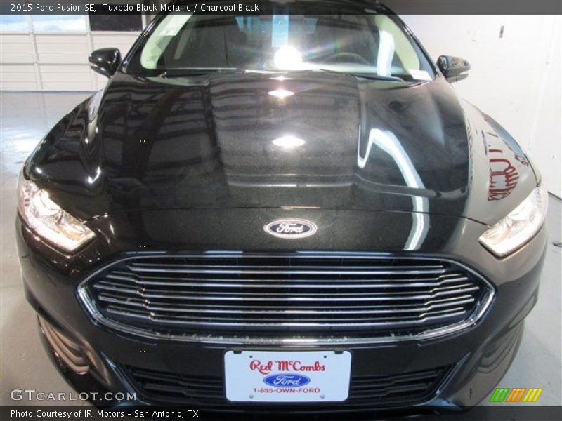 Tuxedo Black Metallic / Charcoal Black 2015 Ford Fusion SE