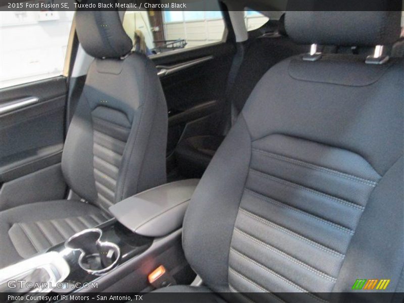 Tuxedo Black Metallic / Charcoal Black 2015 Ford Fusion SE