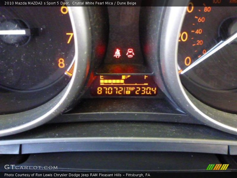 Crystal White Pearl Mica / Dune Beige 2010 Mazda MAZDA3 s Sport 5 Door
