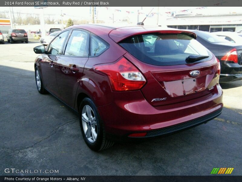 Ruby Red / Charcoal Black 2014 Ford Focus SE Hatchback