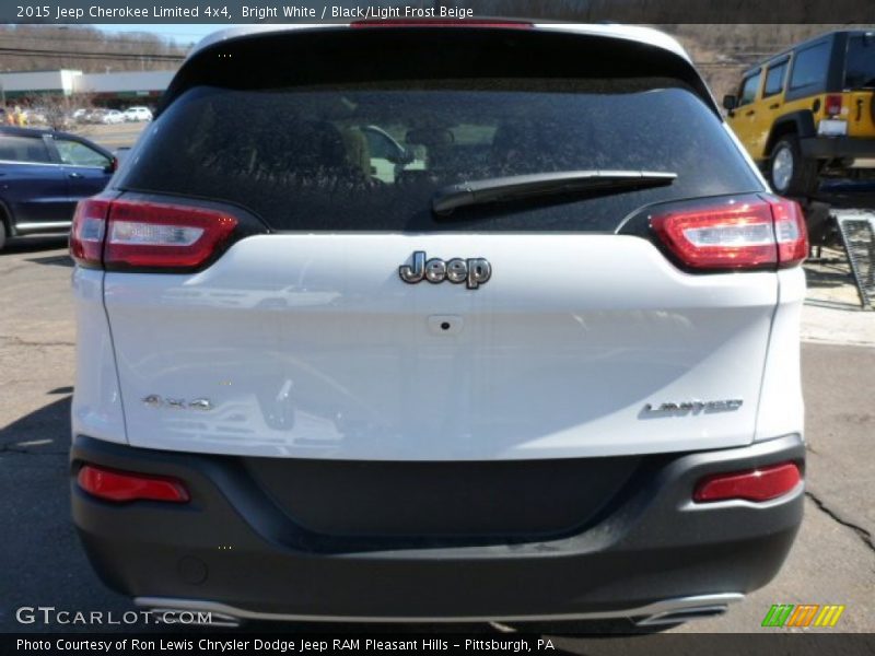Bright White / Black/Light Frost Beige 2015 Jeep Cherokee Limited 4x4