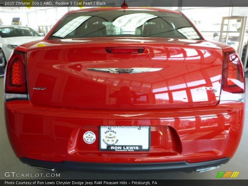 Redline 3 Coat Pearl / Black 2015 Chrysler 300 S AWD