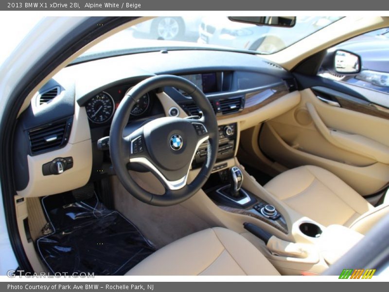 Alpine White / Beige 2013 BMW X1 xDrive 28i