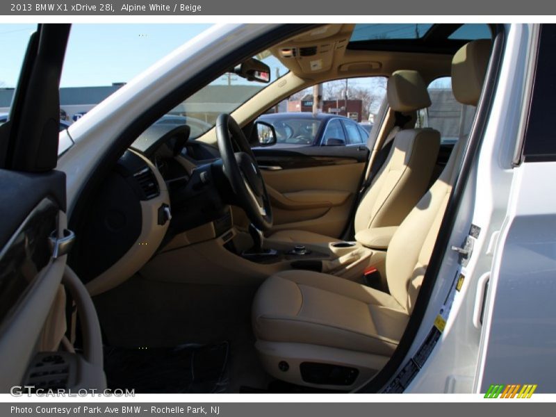 Alpine White / Beige 2013 BMW X1 xDrive 28i