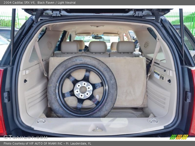 Black Raven / Light Neutral 2004 Cadillac SRX V6