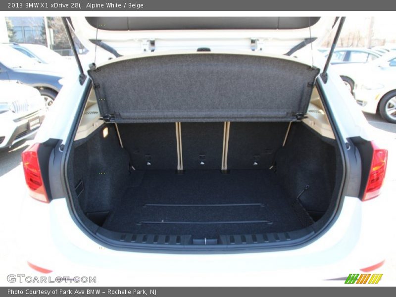 Alpine White / Beige 2013 BMW X1 xDrive 28i