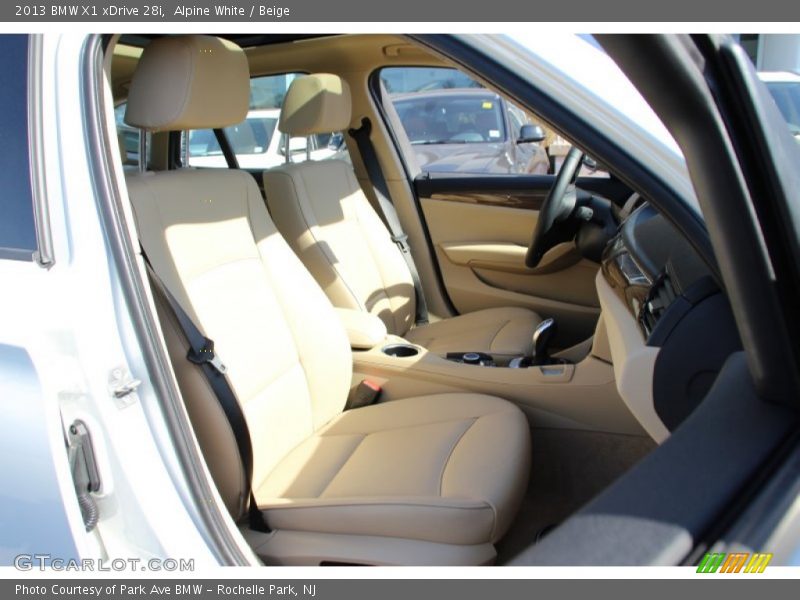 Alpine White / Beige 2013 BMW X1 xDrive 28i