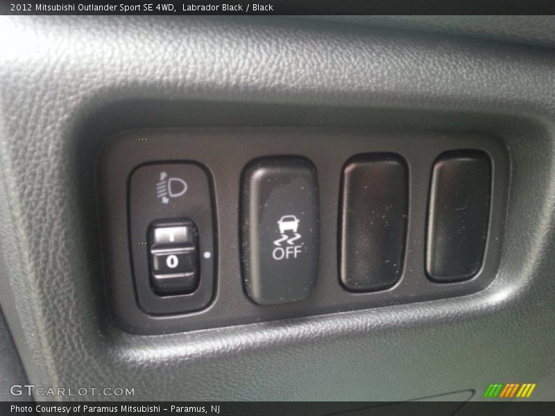 Labrador Black / Black 2012 Mitsubishi Outlander Sport SE 4WD