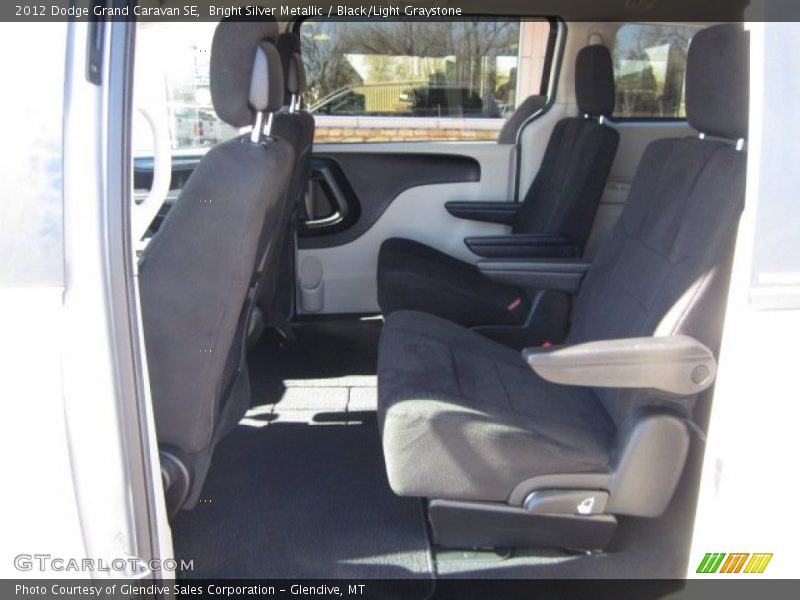 Bright Silver Metallic / Black/Light Graystone 2012 Dodge Grand Caravan SE