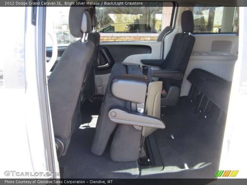 Bright Silver Metallic / Black/Light Graystone 2012 Dodge Grand Caravan SE