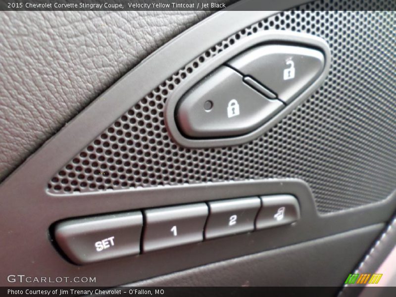 Controls of 2015 Corvette Stingray Coupe