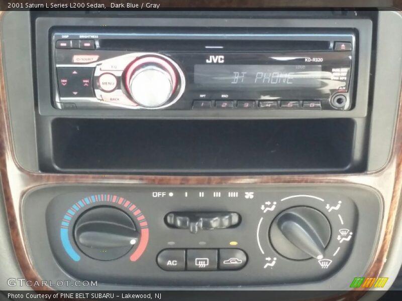 Dark Blue / Gray 2001 Saturn L Series L200 Sedan