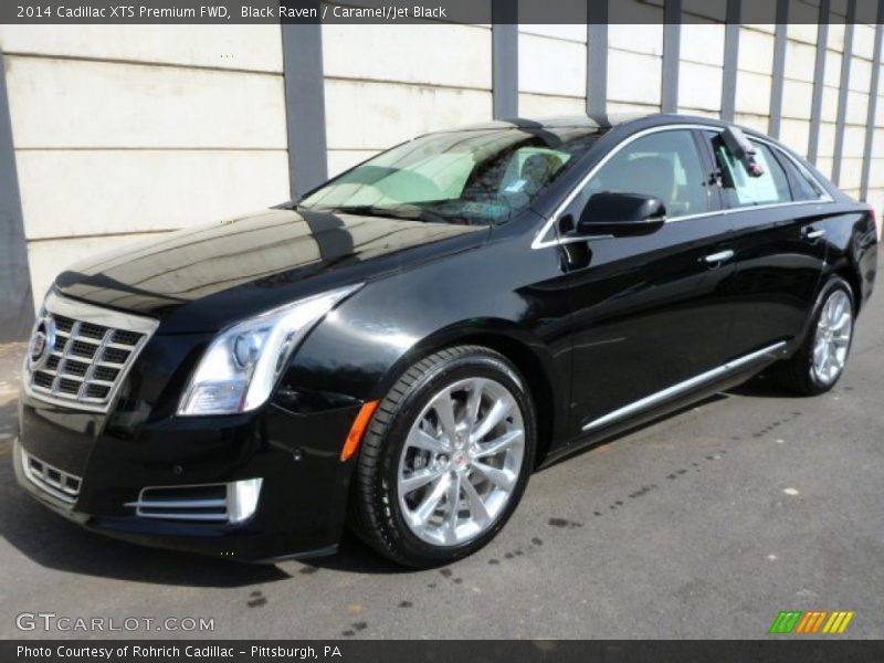 Front 3/4 View of 2014 XTS Premium FWD