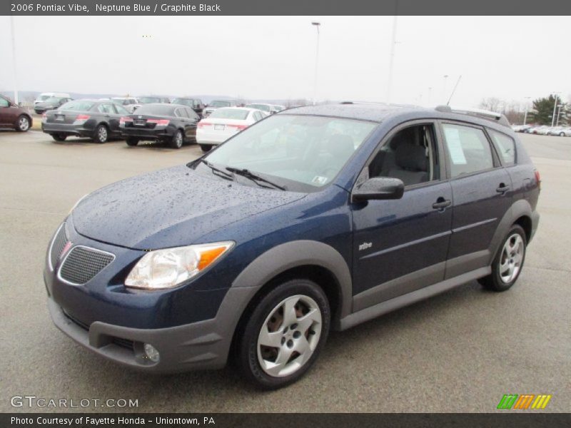 Front 3/4 View of 2006 Vibe 